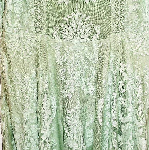 ✌Free People See Foam green lace dress🌹 - Picture 6 of 8